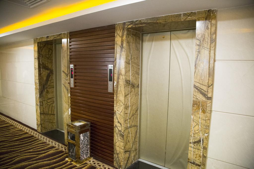 Long Zhou Grand Hotel Guangzhou Dış mekan fotoğraf