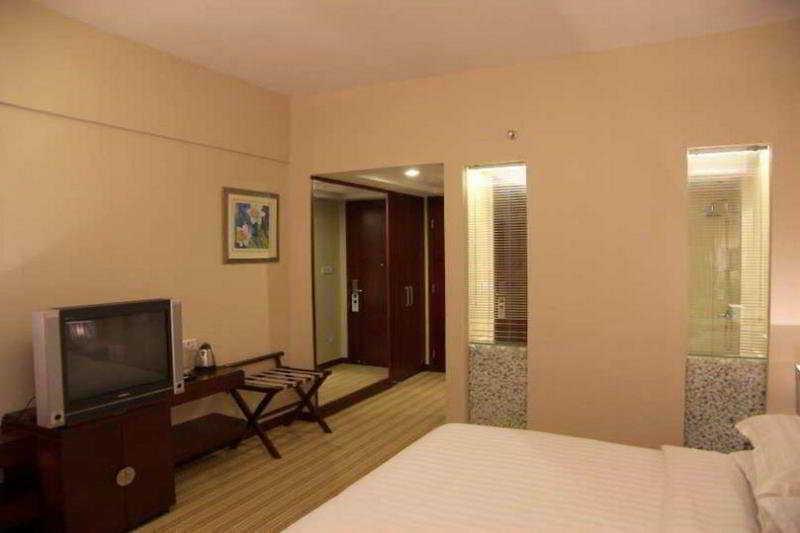 Long Zhou Grand Hotel Guangzhou Dış mekan fotoğraf
