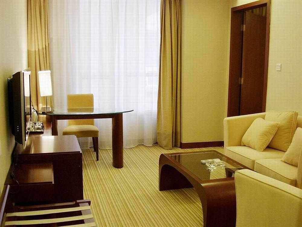 Long Zhou Grand Hotel Guangzhou Dış mekan fotoğraf